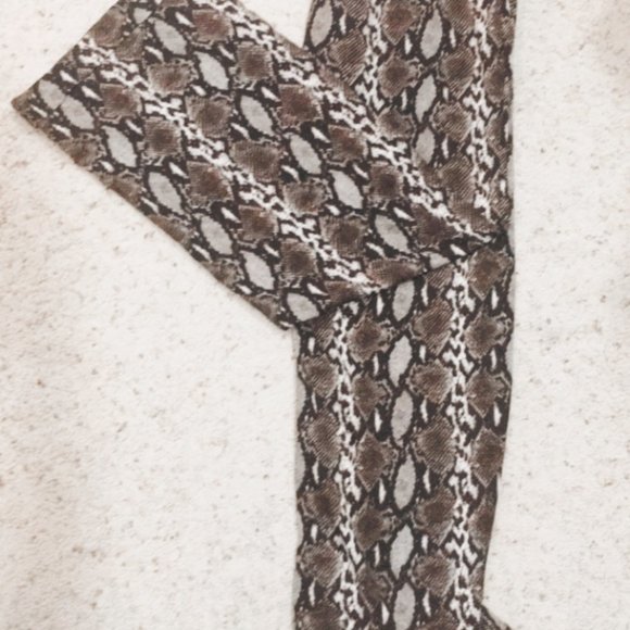 Pants - Picture 4 of 4